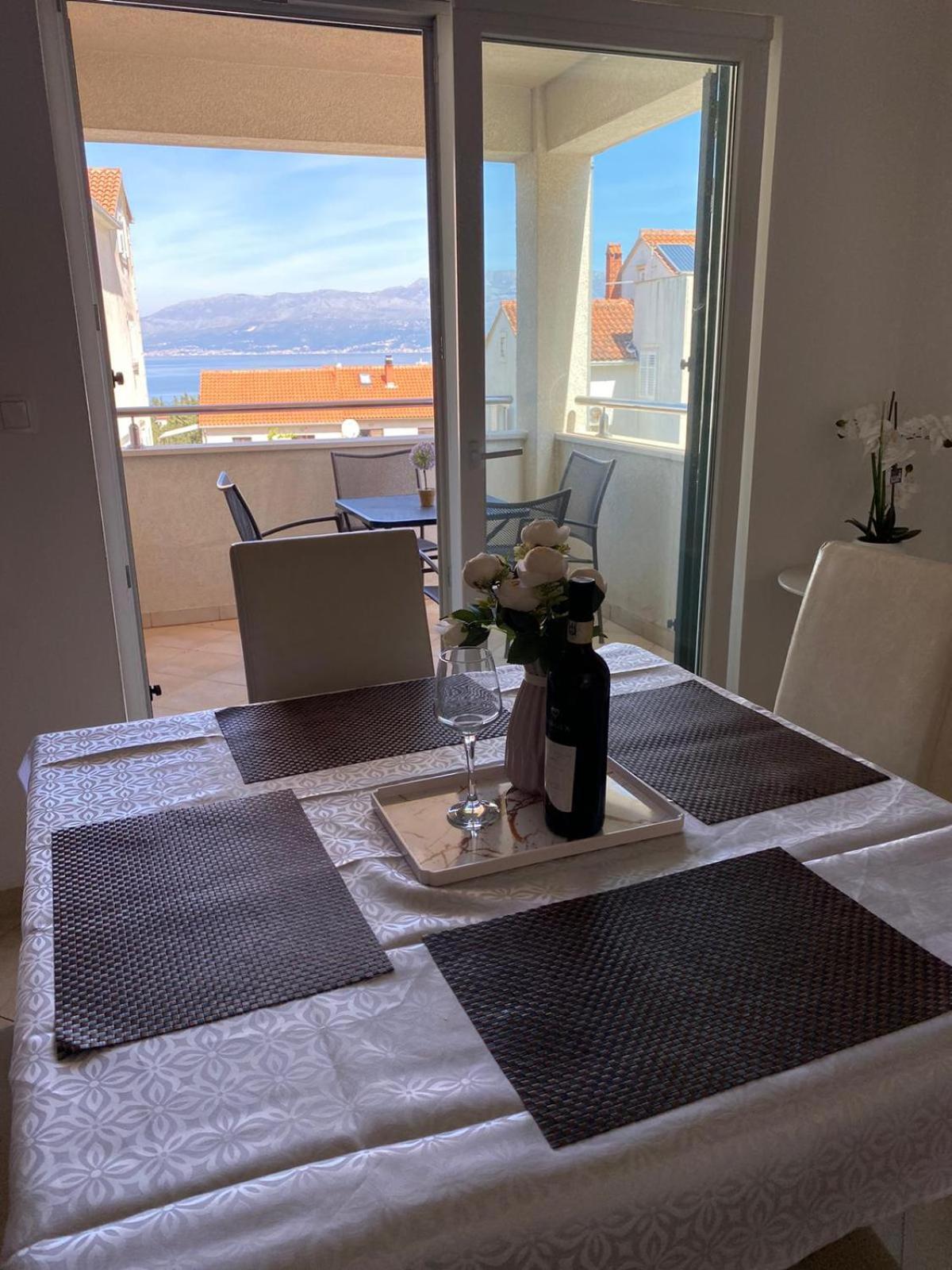 Apartman Emil Supetar Kültér fotó