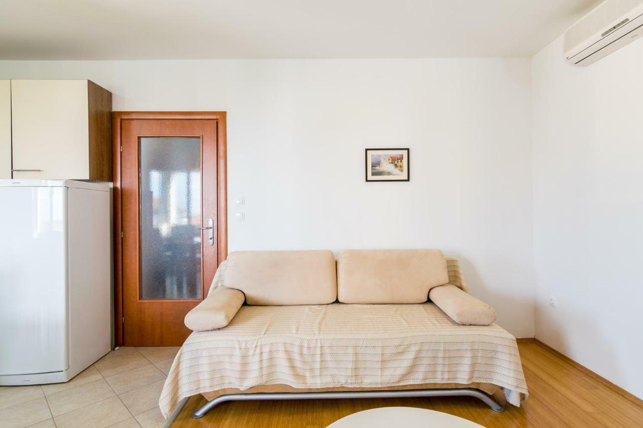 Apartman Emil Supetar Kültér fotó