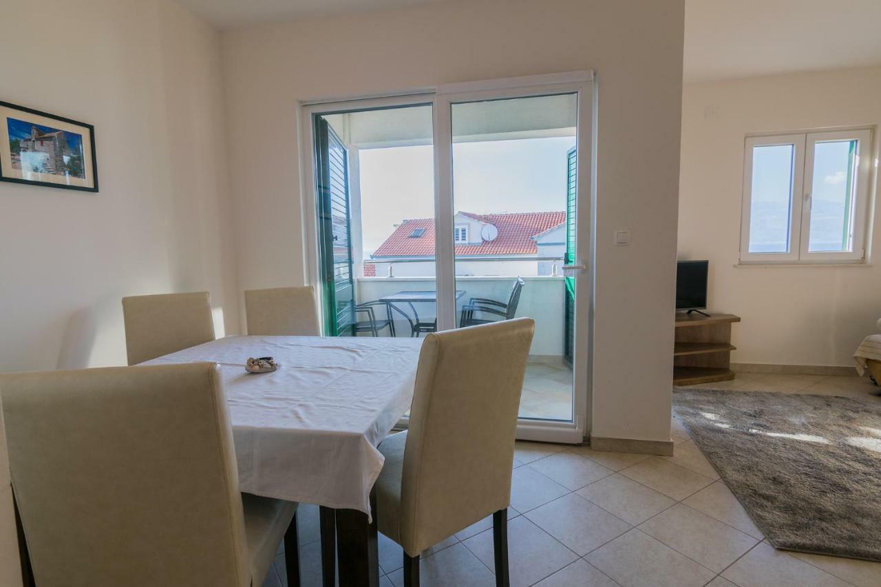 Apartman Emil Supetar Kültér fotó